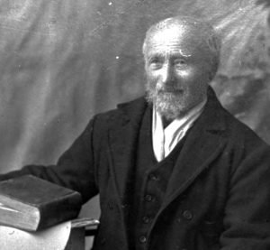 Portrett av predikant Erik Johnsen.