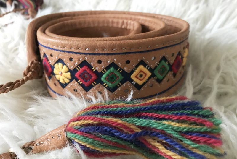 Belte med kråkesølvdekor.