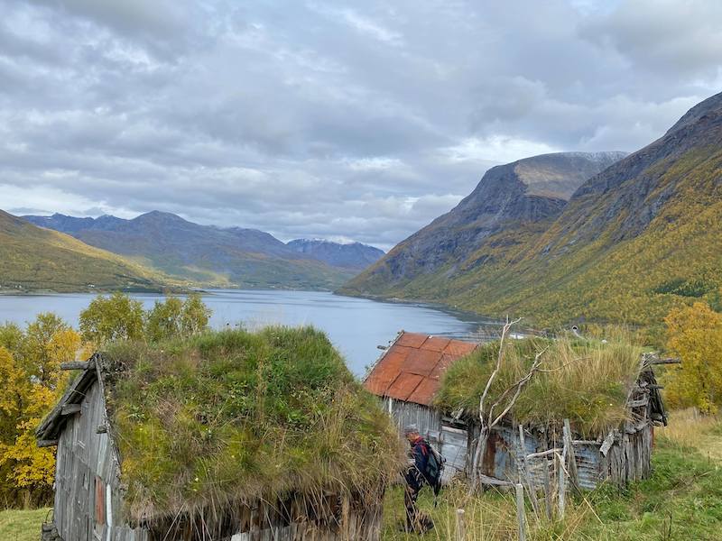 Sommerfjøs i kulturlandskap Skardalen